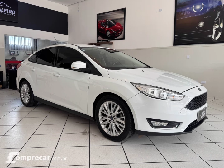 FOCUS 2.0 SE Plus Sedan 16V