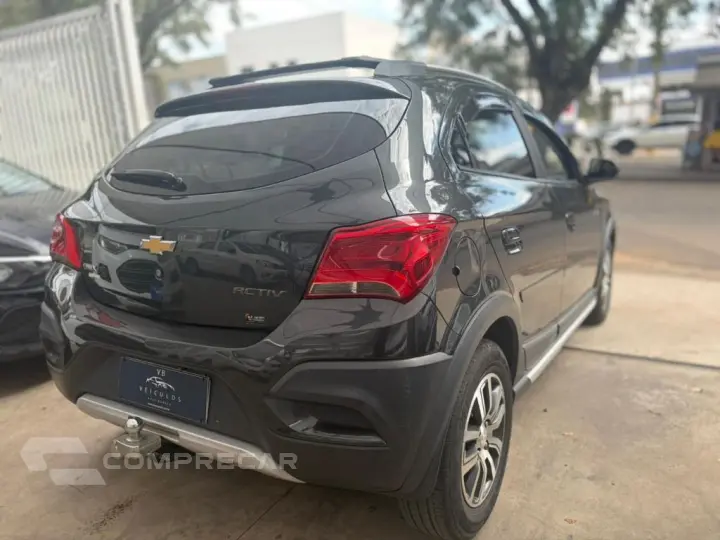 ONIX HATCH ACTIV 1.4 8V Flex 5p Mec.
