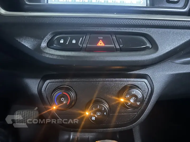 SPIN 1.8 LT 8V FLEX 4P AUTOMÁTICO