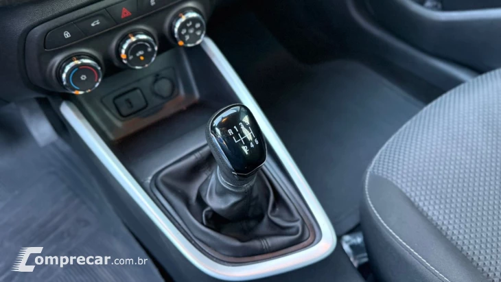 ONIX SEDAN Plus LT 1.0 12V Flex 4p Mec.