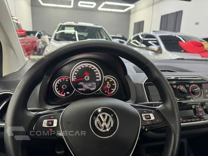 UP 1.0 TSI Move UP 12V