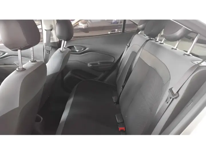 ONIX 1.4 MPFI ACTIV 8V FLEX 4P AUTOMATICO