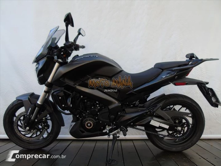 DOMINAR 400