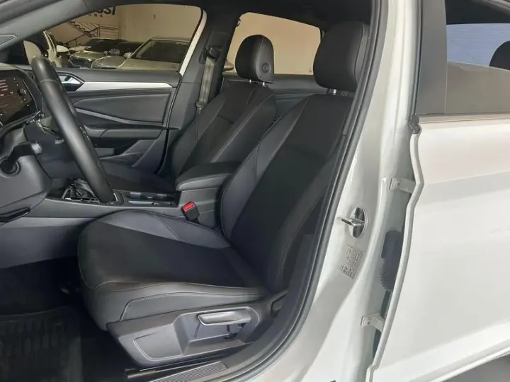 JETTA R-LINE 250 TSI 1.4 FLEX 16V AUT.