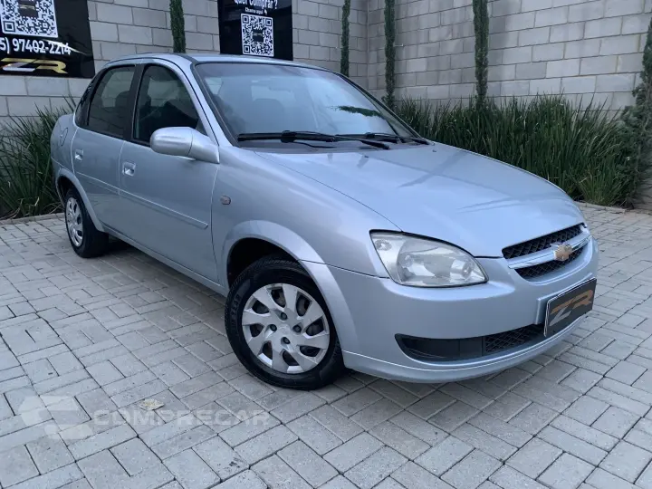 CLASSIC 1.0 MPFI LS 8V FLEX 4P MANUAL