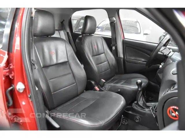 ETIOS HATCH - 1.5 XS 16V 4P MANUAL