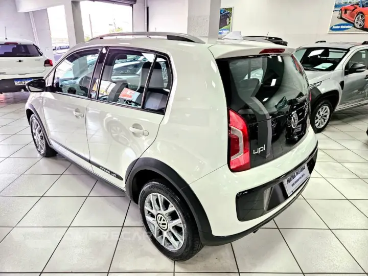 up! cross 1.0 TSI Total Flex 12V 5p