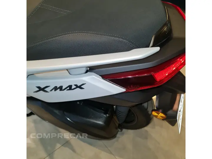 XMAX 250 CONNECTED ABS