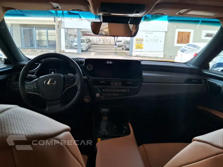 ES 300 H 2.5 16V 4P LUXURY HÍBRIDO AUTOMÁTICO CVT
