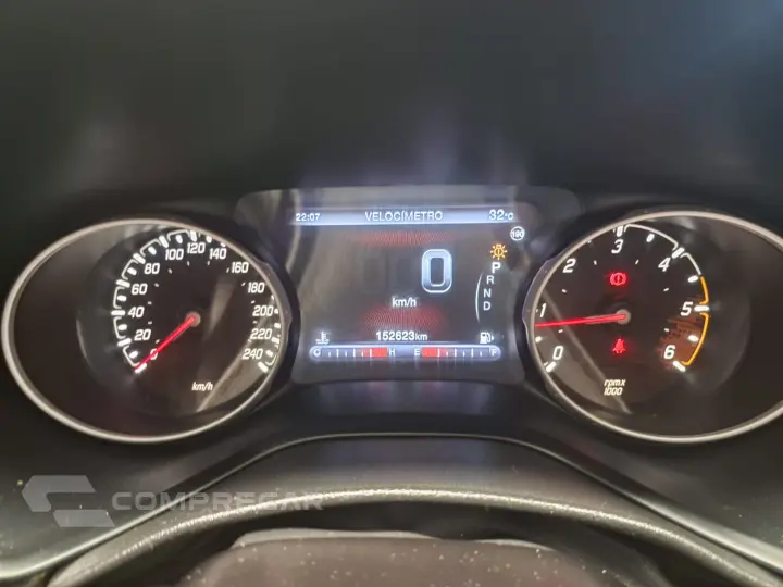 TORO 2.0 16V Turbo Volcano 4WD