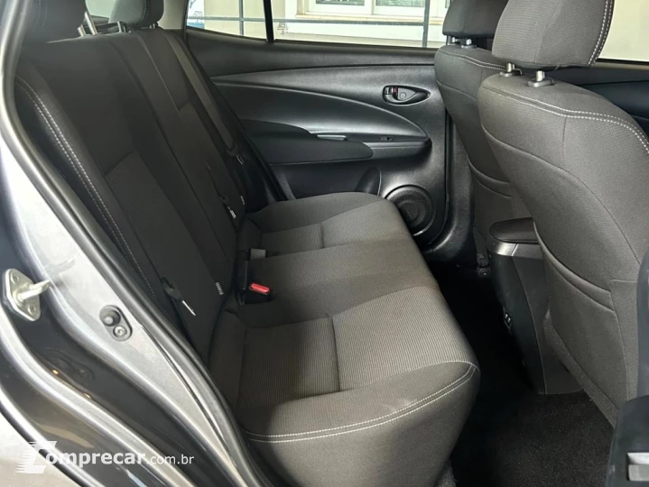 YARIS 1.5 16V FLEX SEDAN XL LIVE MULTIDRIVE