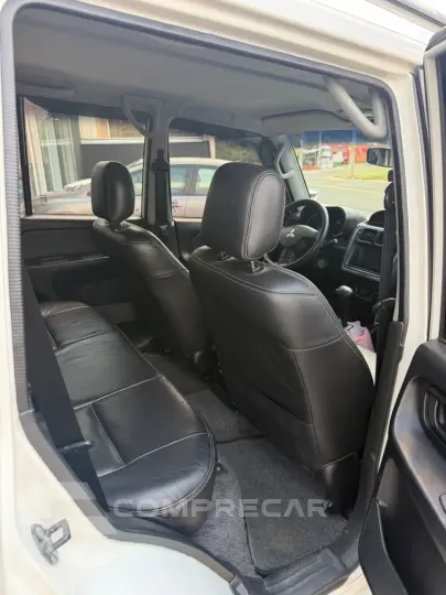 Pajero TR4 2.0/ 2.0 Flex 16V 4x4 Aut.