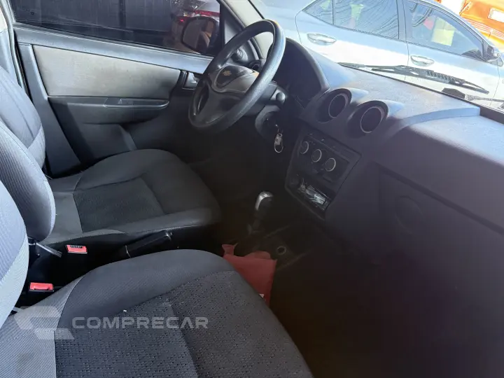 CELTA 1.0 MPFI LT 8V