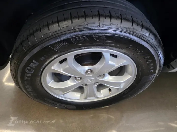 TUCSON 2.0 MPFI GLS 4X2 16V 143cv 2WD