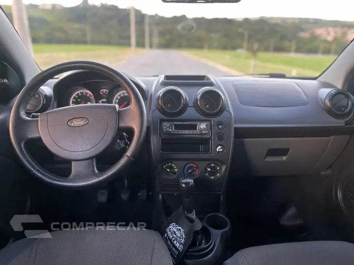 Fiesta Sedan 1.0 8V Flex 4p