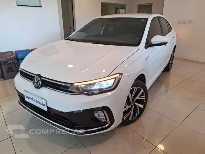 Virtus 1.0 4P 200 TSI FLEX HIGHLINE AUTOMÁTICO