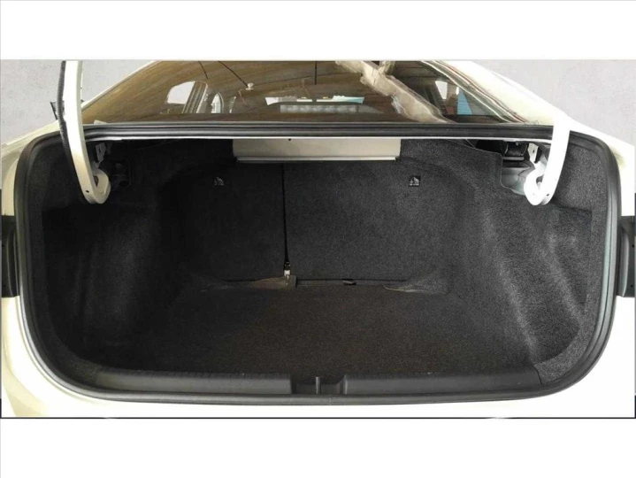 VIRTUS 1.0 170 TSI MANUAL
