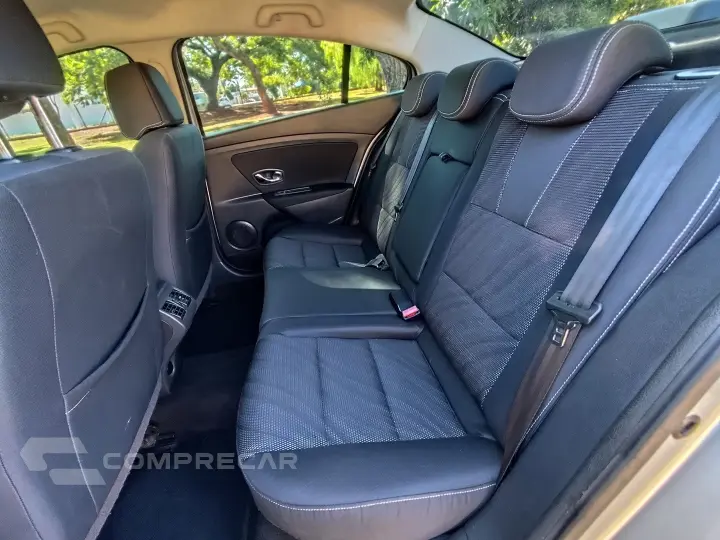 FLUENCE 2.0 DYNAMIQUE 16V FLEX 4P AUTOMÁTICO