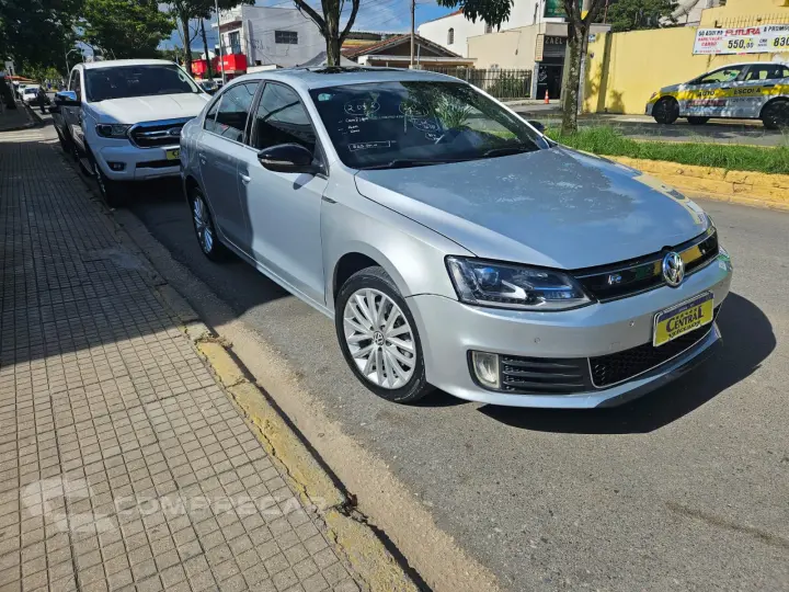 JETTA 2.0 TSI Highline