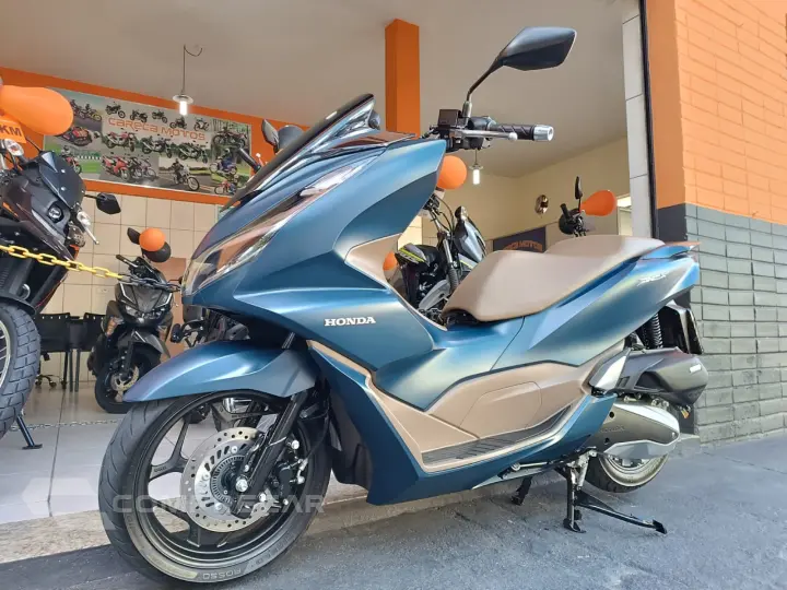 PCX 160 DLX ABS