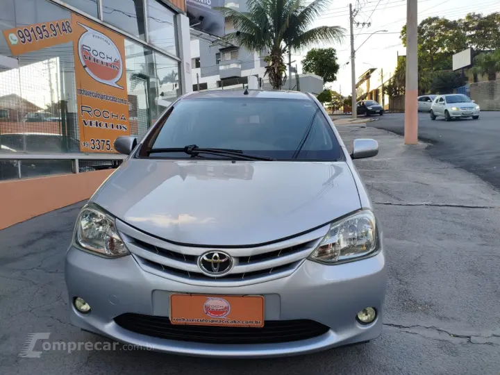Etios Hatch 1.3 16V 4P FLEX XS