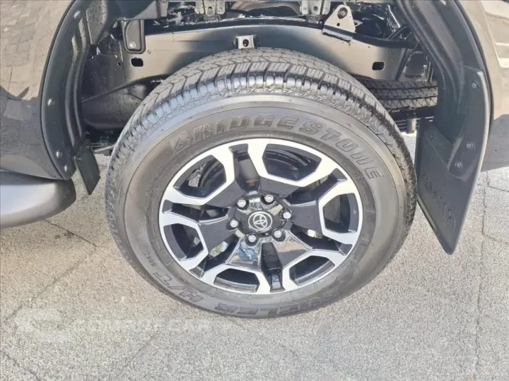 HILUX 2.8 D-4D TURBO DIESEL CD SRV 4X4 AUTOMÁTICO