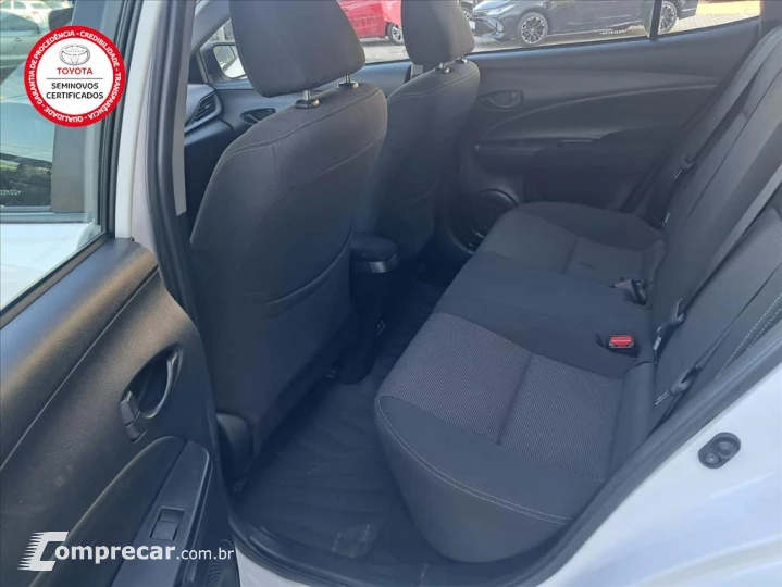 YARIS 1.5 16V FLEX SEDAN XL LIVE MULTIDRIVE