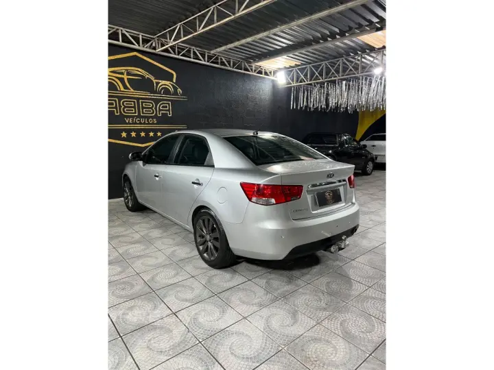CERATO 1.6 SX2 16V GASOLINA 4P AUTOMÁTICO