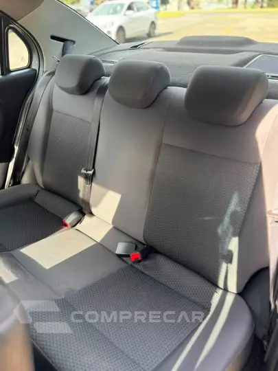 VOYAGE 1.0 MI 8V