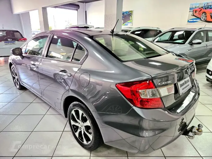 Civic Sedan EXS 1.8/1.8 Flex 16V Aut. 4p