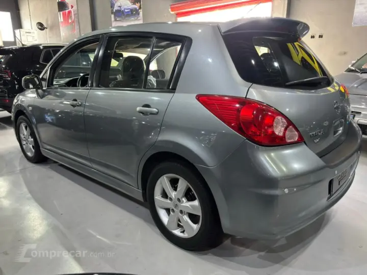 TIIDA 1.8 SL 16V FLEX 4P AUTOMÁTICO