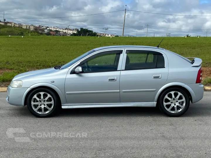 ASTRA 2.0 MPFI Advantage 8V