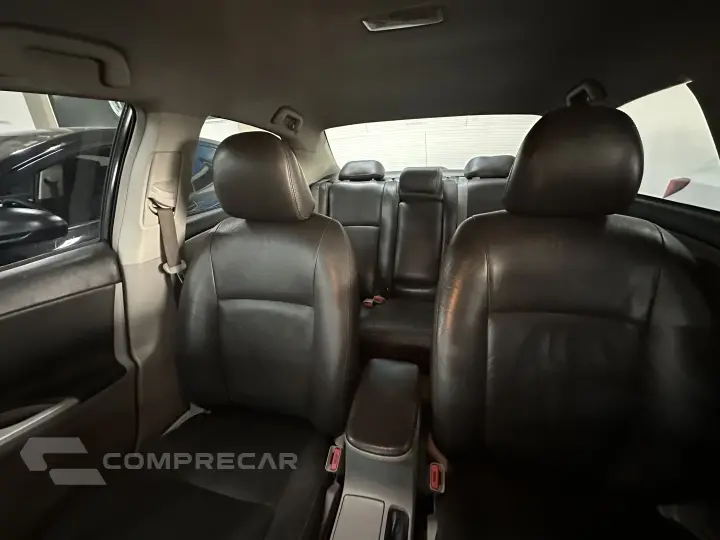 COROLLA 1.8 GLI 16V FLEX 4P MANUAL