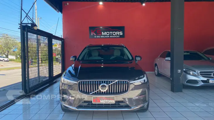 VOLVO XC60 2.0 T8 RECHARGE INSCRIPTION EXPRESSION AWD