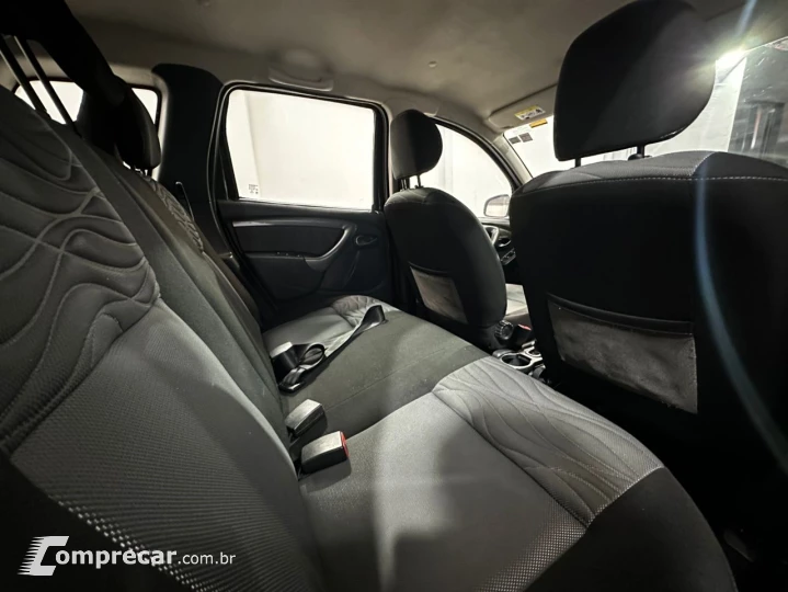 Duster 1.6 16V 4P FLEX DYNAMIQUE
