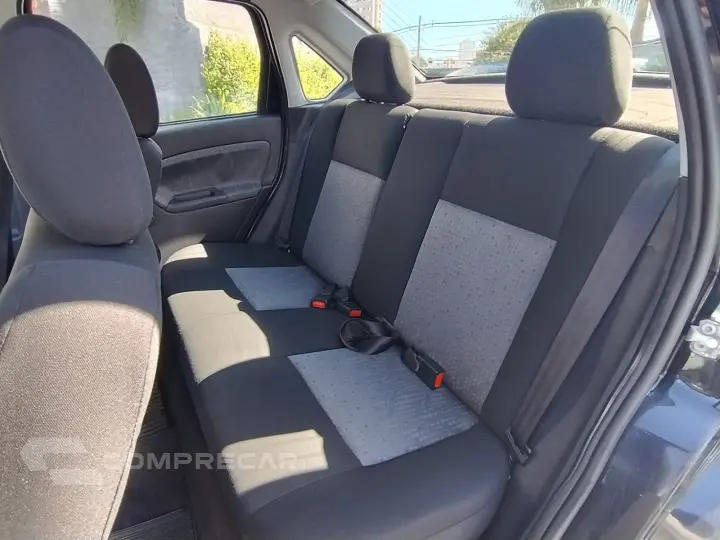 FIESTA 1.6 MPI Sedan 8V