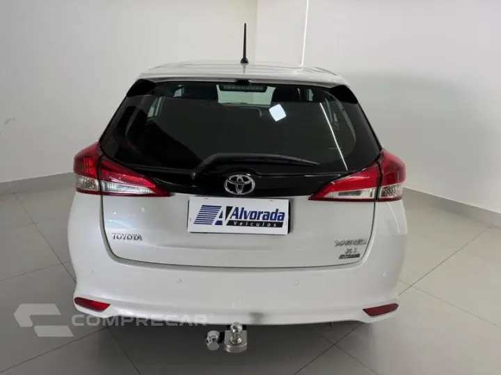 YARIS HB XL 13 AT