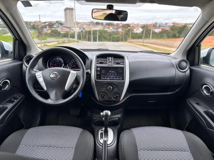 Versa 1.6 16V SV (Flex)