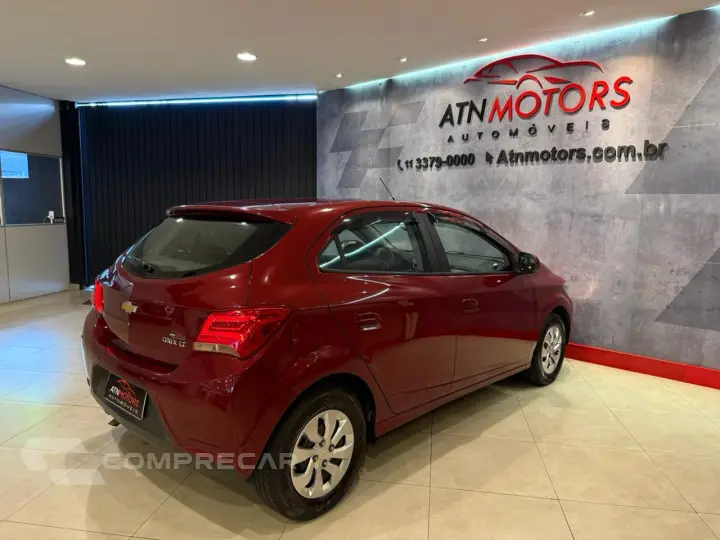 Onix Hatch 1.0 12V 4P FLEX LT