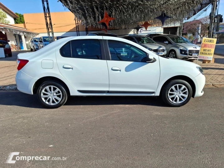 Logan 1.6 Expression 8V Flex 4P Manual