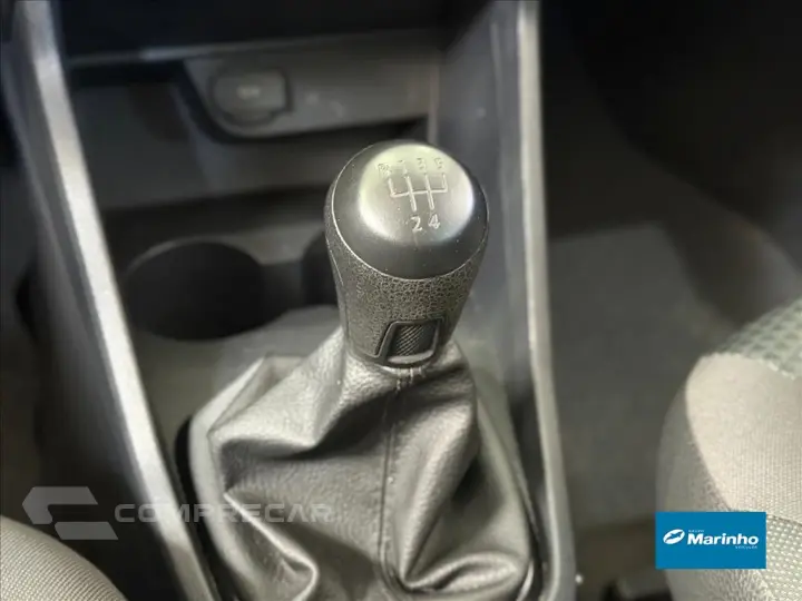 VOYAGE 1.0 12V MPI TOTALFLEX 4P MANUAL