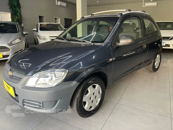 CELTA 1.0 MPFI Life 8V