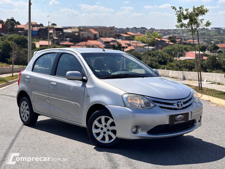Etios XS 1.3 (Flex)