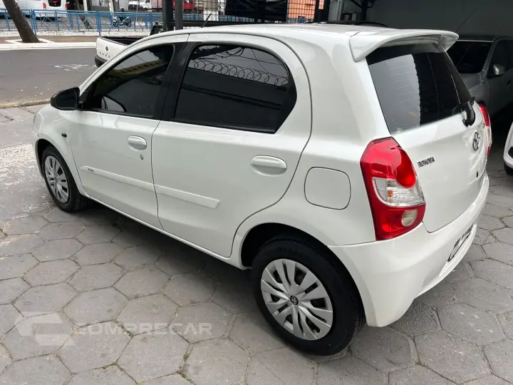ETIOS 1.5 XS 16V FLEX 4P MANUAL