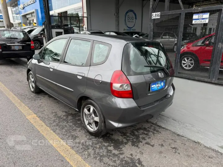 Fit LX 1.4/ 1.4 Flex 8V/16V 5p Mec.