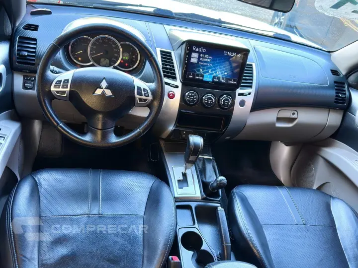 PAJERO 3.5 HPE 4X4 7 LUGARES V6 24V FLEX 4P AUTOMÁTICO