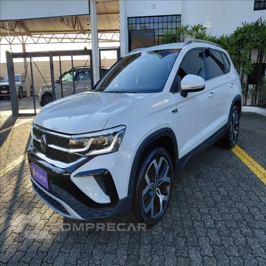 TAOS 1.4 250 TSI TOTAL FLEX HIGHLINE AUTOMÁTICO
