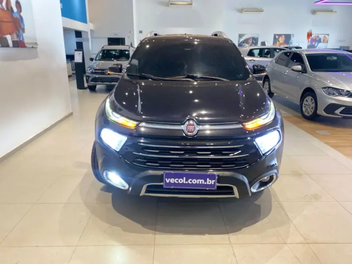 Toro 2.0 16V 4P VOLCANO 4WD TURBO DIESEL AUTOMÁTICO