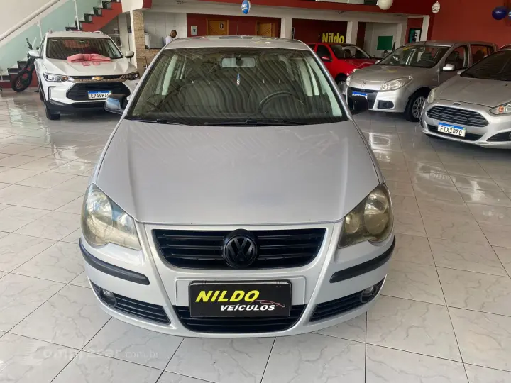 POLO SEDAN 1.6 MI 8V