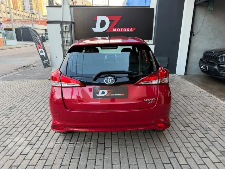 YARIS 1.5 16V XL
